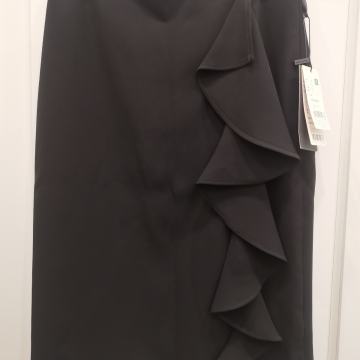 Nova s etiketom S.Oliver Black label suknja 34-36