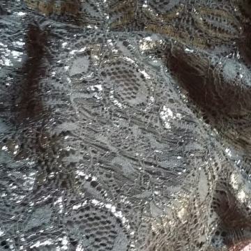 H&m čipkasta suknja sa podstavom-NOVO