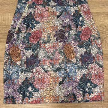 H&M zenska suknja velicina 38