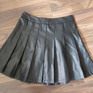 Kožna suknja 38/40 blashe