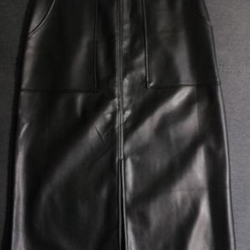 KOŽNA SUKNJA S PROREZOM VEL. XL - NOVO