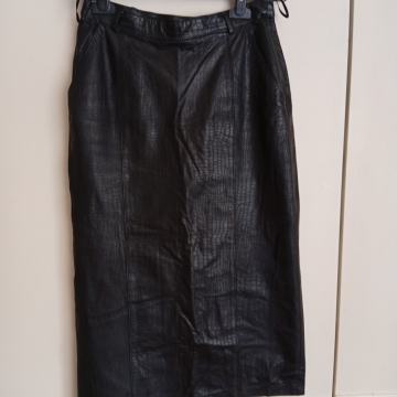 KOŽNA ŽENSKA SUKNJA VEL s