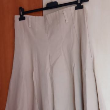 Lagana bež suknja, M veličina, kao novo!