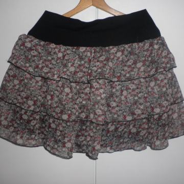 LAGANA LJETNA SUKNJA / MINICA 38 - 40 M