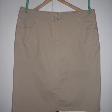 LAGANA PAMUČNA SUKNJA 44 L