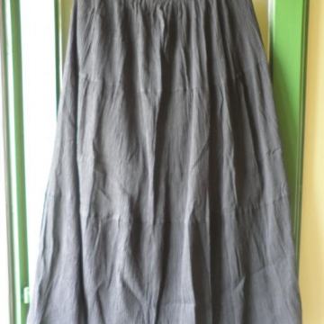 LAGANA PAMUČNA SUKNJA 44 L / XL