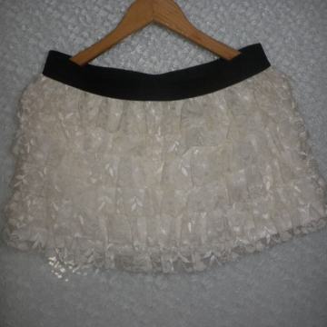 LAGANA SUKNJA / MINICA OD TILA 36 S