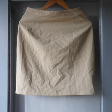 LAGANA VUNENA SUKNJA 32 XS