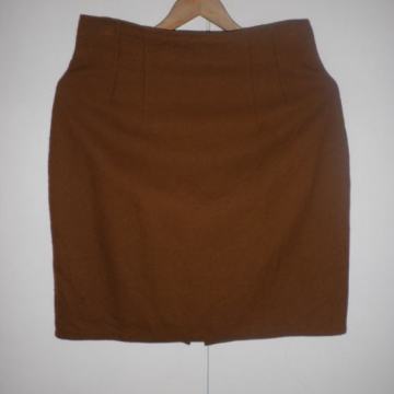 LAGANA VUNENA SUKNJA 32 XS