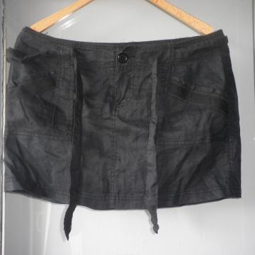 LJETNA LANENA SUKNJA / MINICA 38 M