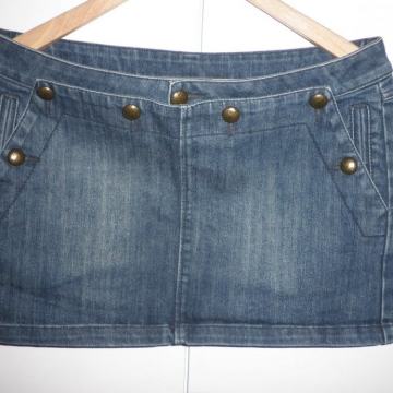 MANGO - ELEGANTNA TRAPER SUKNJA / MINICA 40 M