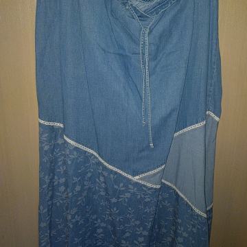 Marks & Spencer suknja br 18