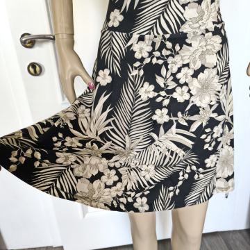 Nova odlična šarena mini suknja - Orsay broj  M - L