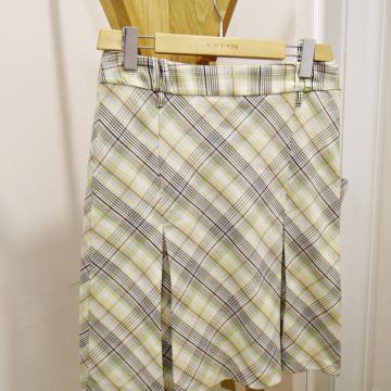 Karirana suknja, kao nova, vel M