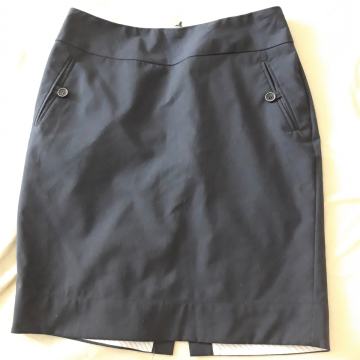 Poslovna suknja do koljena Mexx