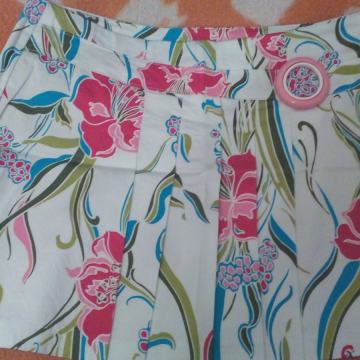 Šarena kratka mini suknja