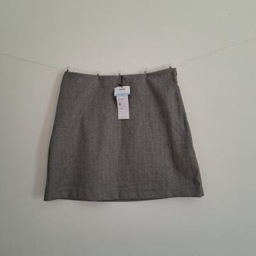 Nova Sinsay suknja rasprodaja