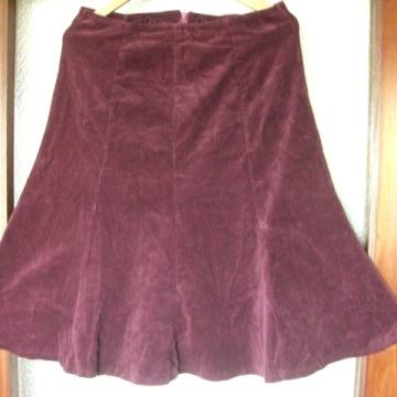 ŠIROKA SAMTANA SUKNJA 36 - 38 S / M