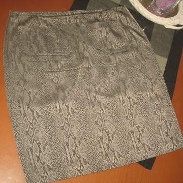 SUKNJA ZMIJSKI UZORAK vel.38 - NOVO