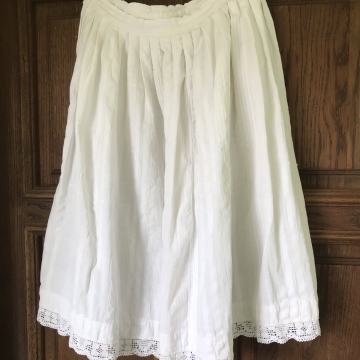 Suknja -domaće pravo šokačko tkanje