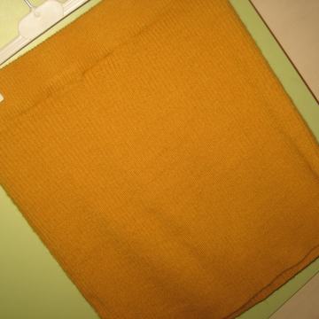 SUKNJA NA GUMU PLETENINA  VEL. UNI