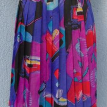 SUKNJA NA GUMU VEL. UNI