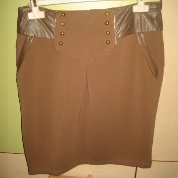 NOVA SUKNJA S KOŽNIM DETALJIMA 38