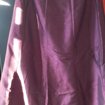 Suknja elegantna ljubičaste boje