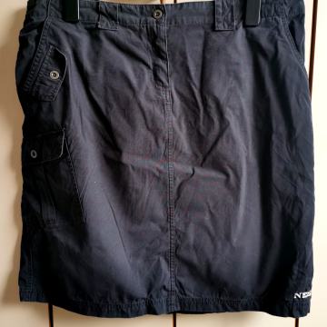 Suknja nova, nenošena