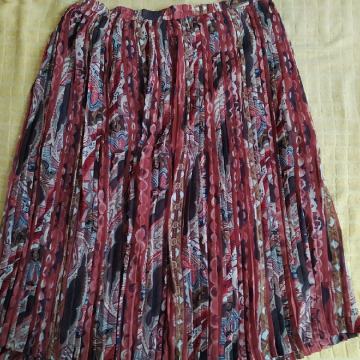 Suknja plisirana "Vesna" vel 46 nova