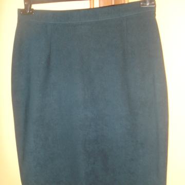 SUKNJA ŠOS 42 XL VELUR TAMNOZELENA RASPRODAJA