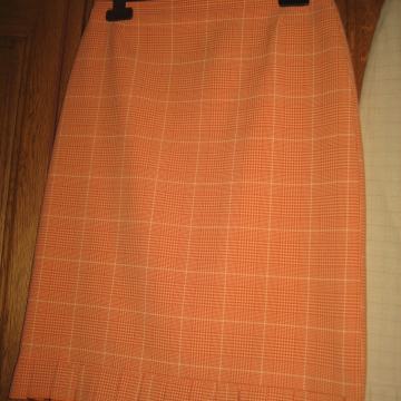 NARANČASTA SUKNJA vel.38