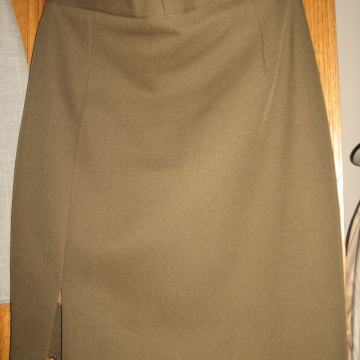 MASLINASTO - ZELENA SUKNJA vel.38 - NOVO