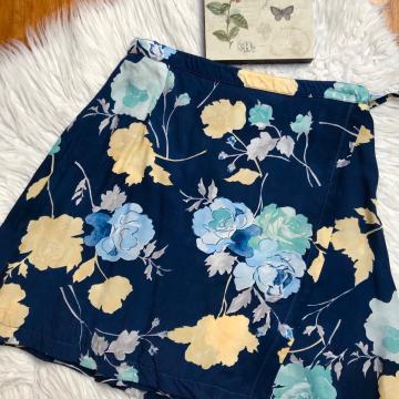 PEPITA talijanski brend suknja 100% svila/SNIZENO