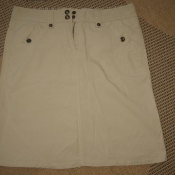 NOVA TAKKO SUKNJA VEL. 40