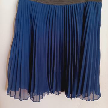 Tamno plava plisirana suknja 36