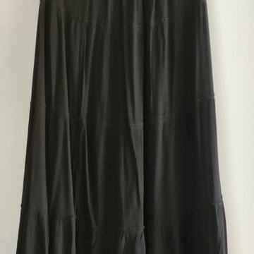 Terranova duga crna suknja vl.S  /TOTALNA ČISTKA