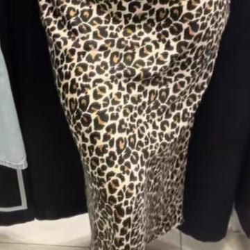 TIGRASTA SUKNJA NA GUMU VEL. XL NOVO