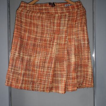 TOPLIJA ELEGANTNA SUKNJA 36 - 38 S