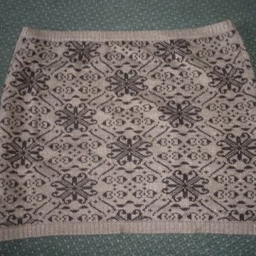 TOPLA RASTEZLJIVA SUKNJA 54 - 56 XXXL