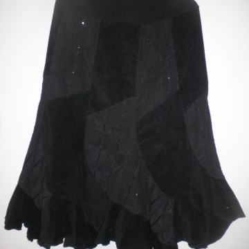 TOPLA SAMTANA SUKNJA 38 - 40 M