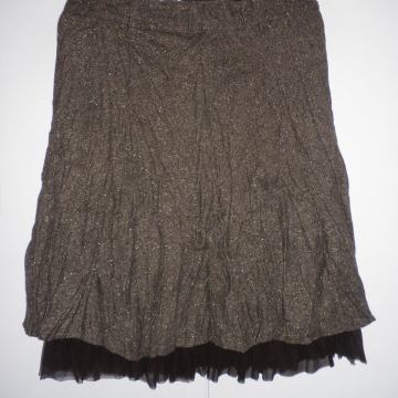 TOPLA VUNENA SUKNJA 36 / 38 S