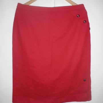 TOPLA VUNENA SUKNJA 40 M / L