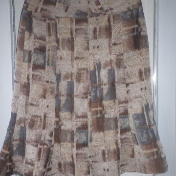 TOPLIJA ELEGANTNA SUKNJA 38 M