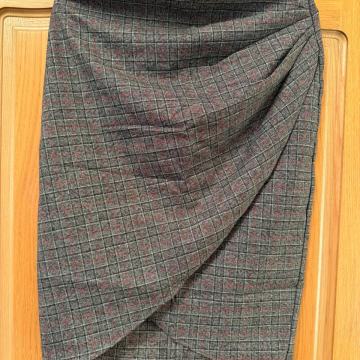 Zara Suknja na preklop - veličina S