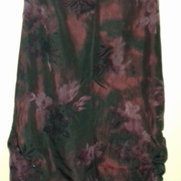 Ženska suknja tamno ljubičasta br. 36 kao novo