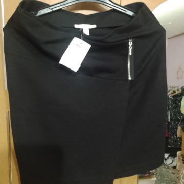 Zenska suknja zimska. ESPRIT . Vel. M