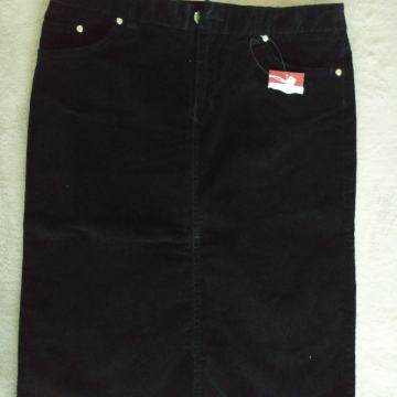 Novi ženski šos,suknja od samta,vel.38