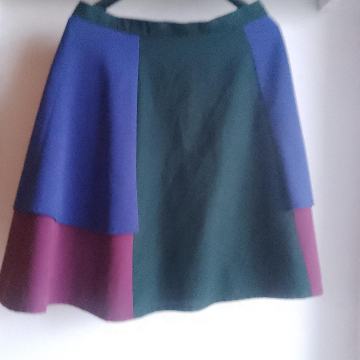 Zimska suknja veličine S / 36