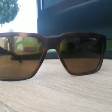 Arnette sunčane naočale